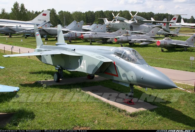 Yakovlev Yak-141 (tên ký hiệu của NATO Freestyle) là một máy bay tiêm kích siêu âm VTOL được Liên Xô phát triển vào cuối thập niên 1980.